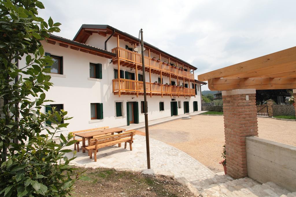 Albergo Diffuso Polcenigo C. Zoldan Exterior photo